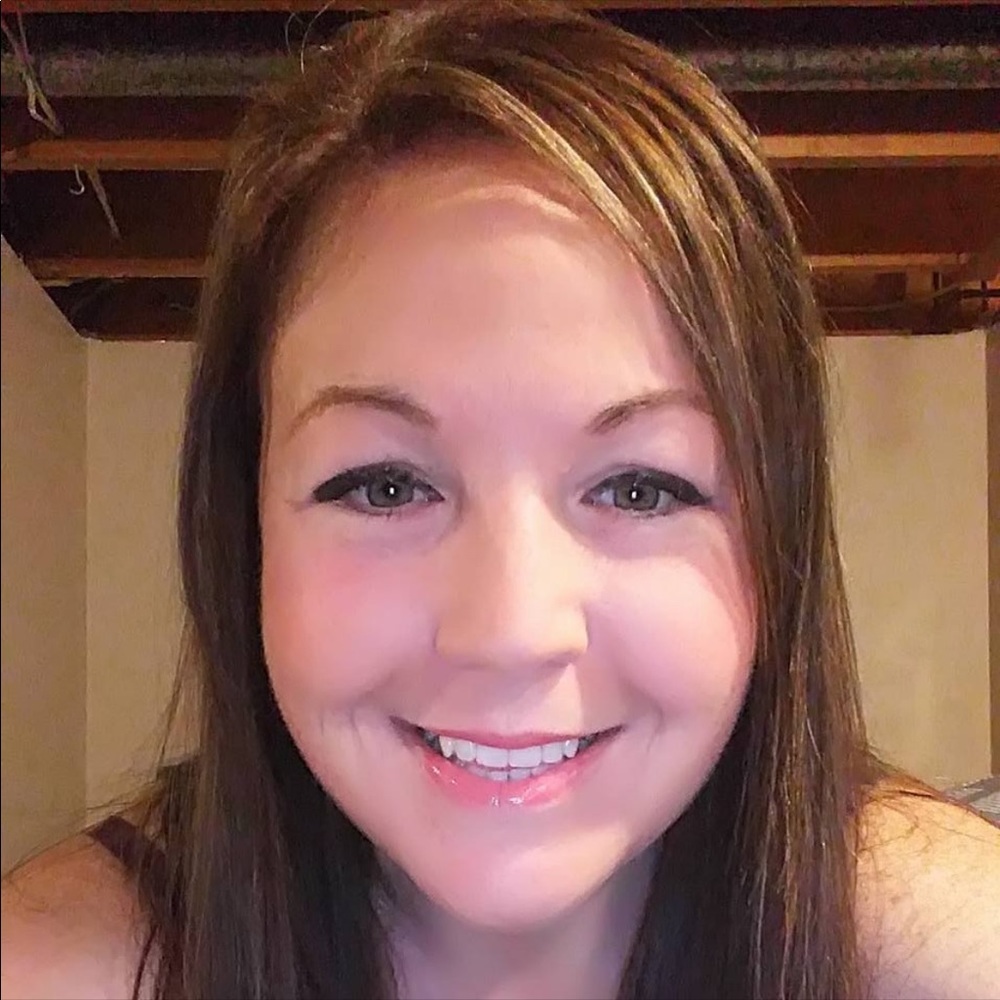 Meet your Posher, Sabrina